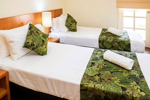 The Lakes Cairns Resort - Accommodation Brunswick Heads 8