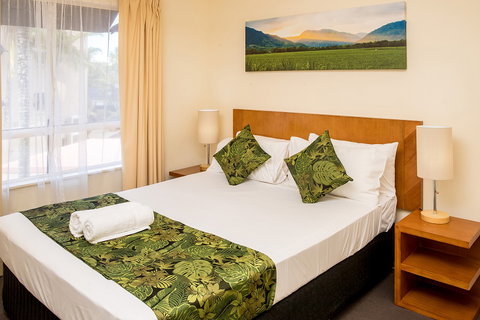 The Lakes Cairns Resort - Accommodation Brunswick Heads 9
