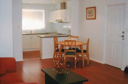 AA Madalena Court Holiday Apartments - Accommodation Brunswick Heads 1