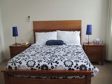 The Plough Hotel - Accommodation Brunswick Heads 3