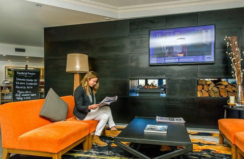 Alpha Hotel Canberra - Accommodation Brunswick Heads 2