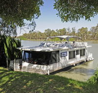 Moving Waters Self Contained Moored Houseboat - Accommodation Brunswick Heads