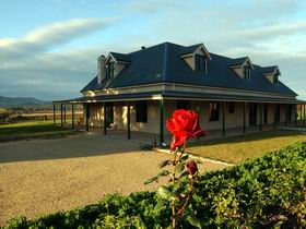 Abbotsford Country House - Accommodation Brunswick Heads 0