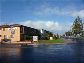 Lacepede Bay Motel And Restaurant - Accommodation Brunswick Heads 0
