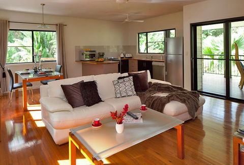 Misty Mountains Tropical Rainforest Romantic Retreat - Accommodation Brunswick Heads 0