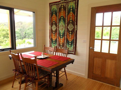 Elvenhome Farm Cottage - Accommodation Brunswick Heads 4