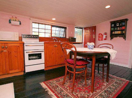 Hollyhock Cottage - Accommodation Brunswick Heads 1