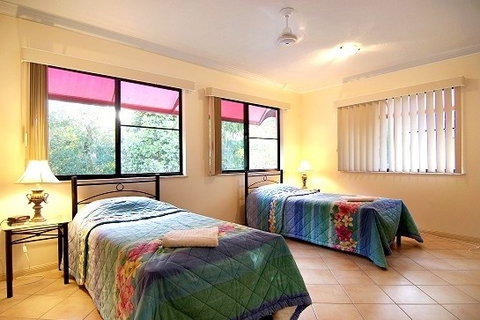 Mediterranean Beachfront Apartments - Accommodation Brunswick Heads 4
