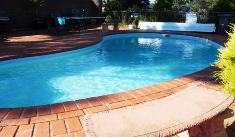 Bristol Hill Motor Inn & Peppas Licensed Restaurant - Accommodation Brunswick Heads 2