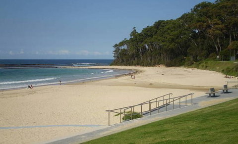 At Outriggers Mollymook - Accommodation Brunswick Heads 1