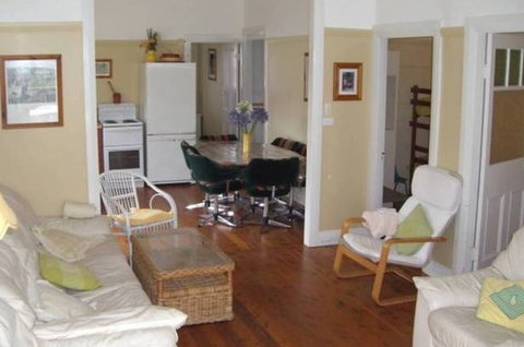 Calm Waters Waterfront Cottages - Accommodation Brunswick Heads 1