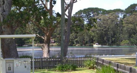 Calm Waters Waterfront Cottages - Accommodation Brunswick Heads 5