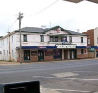 Globe Hotel Bombala - Accommodation Brunswick Heads