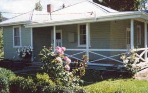 Honeysuckle Cottage Jingellic - Accommodation Brunswick Heads 1