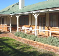 Gundagai Historic Cottages Bed and Breakfast - Accommodation Brunswick Heads