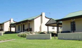 Wagga Wagga Country Cottages - Accommodation Brunswick Heads 1