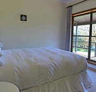 A Church and Homestead in Mudgee - Accommodation Brunswick Heads