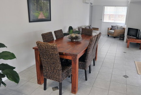 Alexandra Apartments - Accommodation Brunswick Heads 1