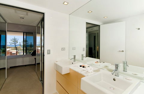 Ambience On Burleigh Beach - Accommodation Brunswick Heads 7