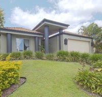 Avon Lodge Bribie Island - Accommodation Brunswick Heads