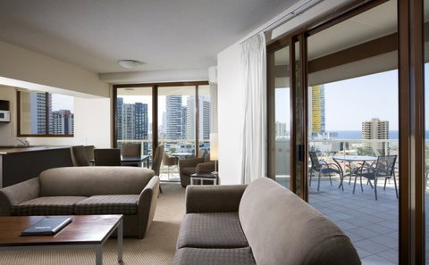 Broadbeach Savannah - Accommodation Brunswick Heads 1