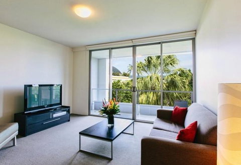 Cairns Harbour Lights Hotel - Accommodation Brunswick Heads 2