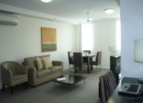 BEST WESTERN PLUS  Cairns Central Apartments - Accommodation Brunswick Heads 5