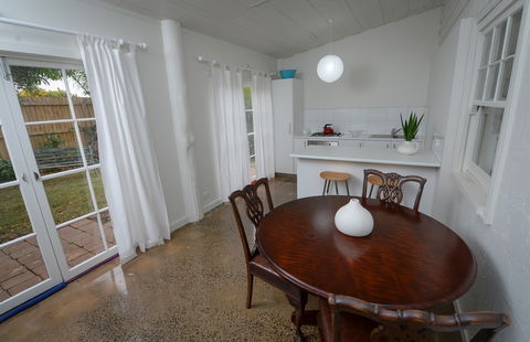 Surfers Palace Torquay - Accommodation Brunswick Heads 2