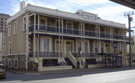 Glenelg Beach Hostel - Accommodation Brunswick Heads