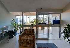 Burleigh Beach Tower - Accommodation Brunswick Heads 2
