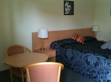 Golden Guitar Motor Inn - Accommodation Brunswick Heads 2