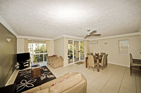 San Mateo On Broadbeach - Accommodation Brunswick Heads 5