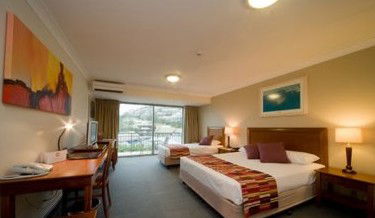 Airlie Beach Hotel - Accommodation Brunswick Heads 2