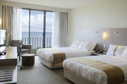 Holiday Inn Darwin Hotel - Accommodation Brunswick Heads 3