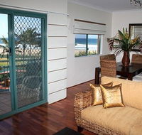 Currumbin Sands on the Beach - Accommodation Brunswick Heads