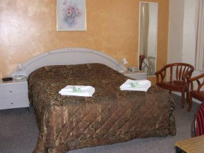 Chadstone Executive Motel And Serviced Apartments - Accommodation Brunswick Heads 2