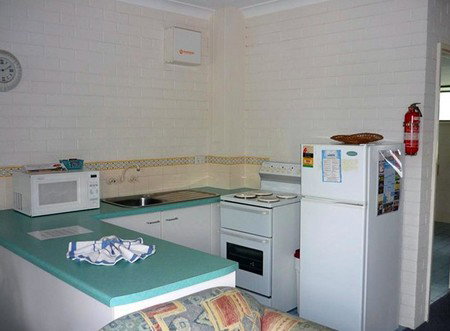 Broadbeach Central Holiday Units - Accommodation Brunswick Heads 2