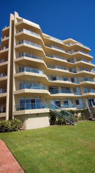 Foreshore Apartments, Mermaid Beach - Accommodation Brunswick Heads 1