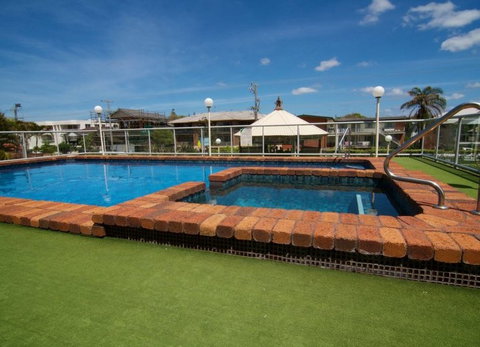 Foreshore Apartments, Mermaid Beach - Accommodation Brunswick Heads 2