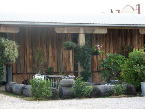 Eidsvold On The Corner - Motel  - Accommodation Brunswick Heads 0