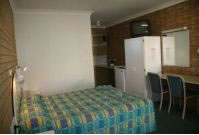 Barcaldine Country Motor Inn - Accommodation Brunswick Heads 0