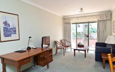 Belmore All Suite Hotel - Accommodation Brunswick Heads 2