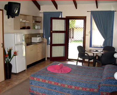 The Village Cabins - Accommodation Brunswick Heads 3