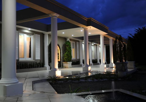 Norwood House Motel & Reception Centre - Accommodation Brunswick Heads 1