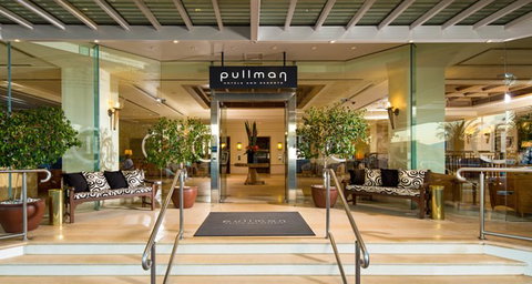 Pullman Reef Hotel Casino - Accommodation Brunswick Heads 1