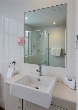 Waldorf Woolloomooloo Waters Serviced Apartments - Accommodation Brunswick Heads 8