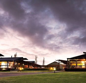 Estate Tuscany - Accommodation Brunswick Heads 4