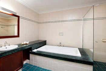 Harrigan's Irish Pub & Accommodation - Accommodation Brunswick Heads 7