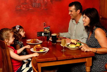 Harrigan's Irish Pub & Accommodation - Accommodation Brunswick Heads 11