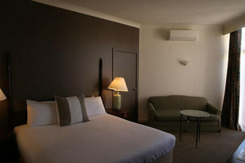 Mercure Resort Hunter Valley Gardens - Accommodation Brunswick Heads 8